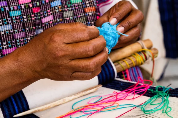 Textiles mayas